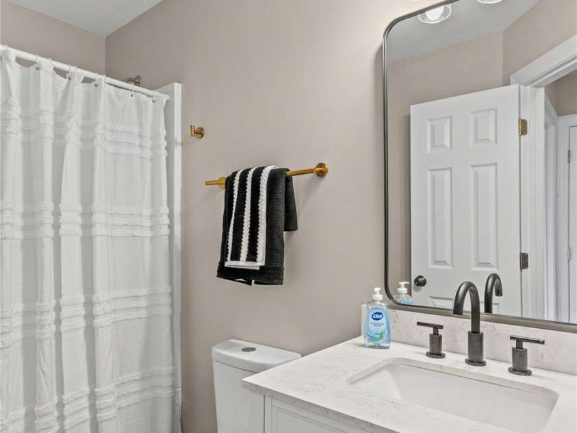 128 Tarrington Drive, Statesville, NC 28625.  MLS# CAR4411333, YatesRealty ID 42907. 