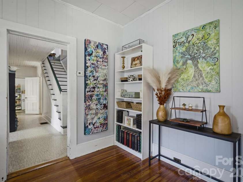 115 Evans Street, Morganton, NC 28655.  MLS# CAR4411941, YatesRealty ID 42908. Hallway