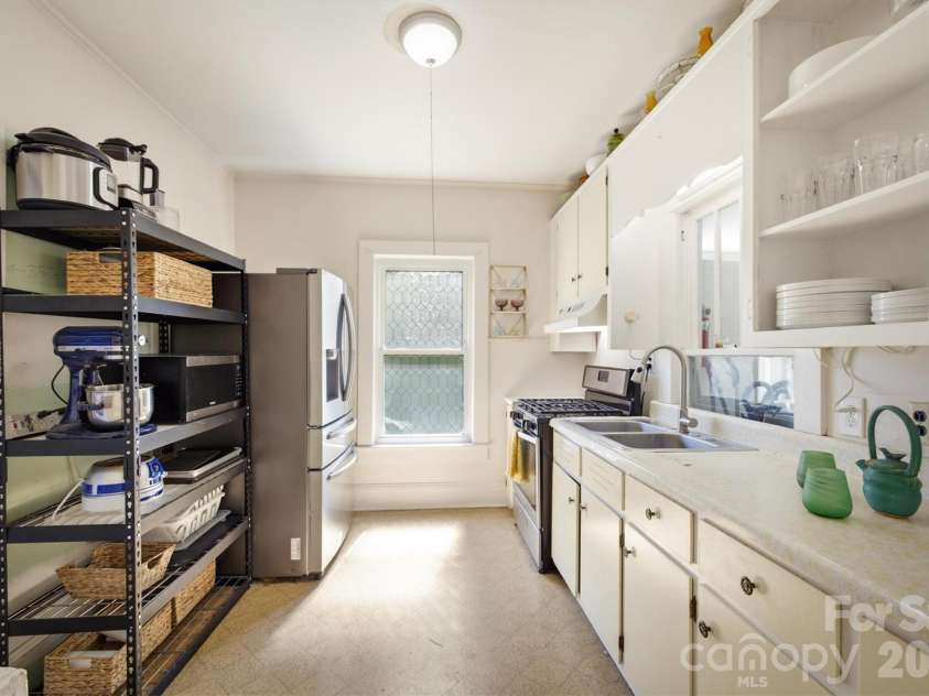 115 Evans Street, Morganton, NC 28655.  MLS# CAR4411941, YatesRealty ID 42908. Kitchen