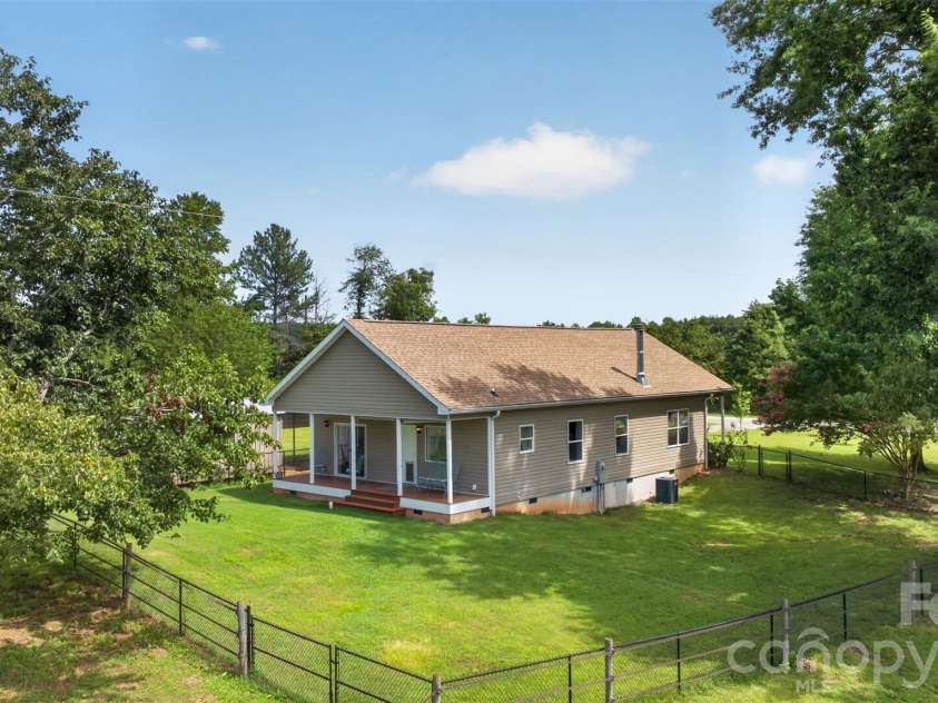 1568 John Smith Road, Columbus, NC 28722.  MLS# CAR4407837, YatesRealty ID 42911. 