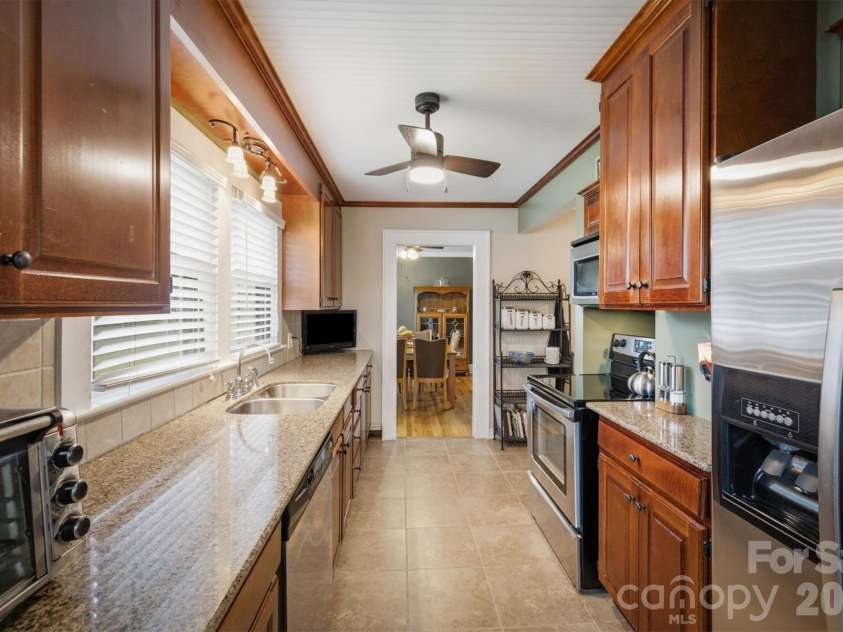 513 Bouchard Avenue, Valdese, NC 28690.  MLS# CAR4408279, YatesRealty ID 42912. 