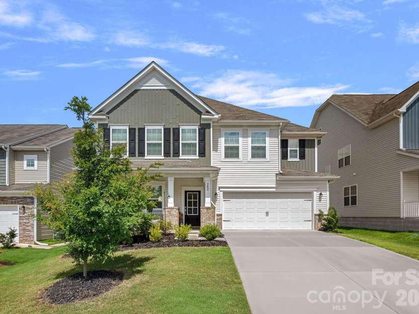 262 Abersham Drive, Mooresville, NC 28115.  MLS# CAR4409392, YatesRealty ID 42916. 