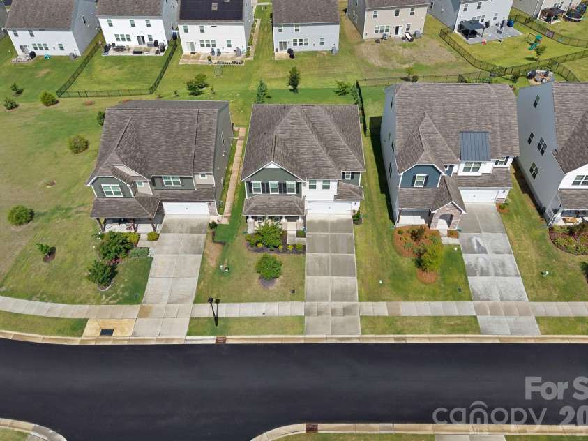 262 Abersham Drive, Mooresville, NC 28115.  MLS# CAR4409392, YatesRealty ID 42916. 