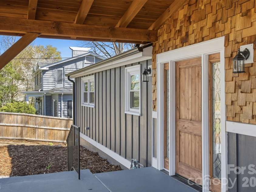 223 Park Drive, Morganton, NC 28655.  MLS# CAR4357060, YatesRealty ID 4292. 