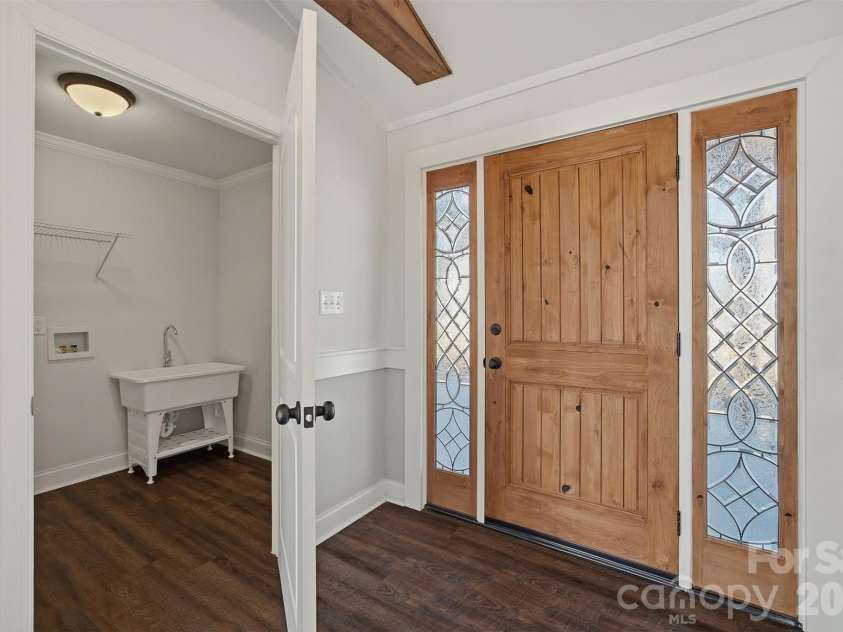 223 Park Drive, Morganton, NC 28655.  MLS# CAR4357060, YatesRealty ID 4292. 