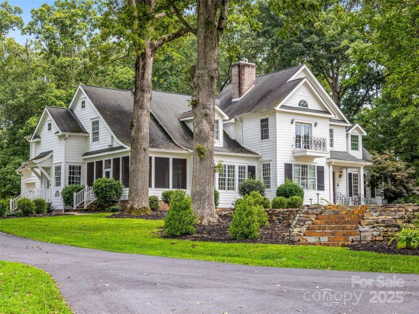 26 Cook Lane, Mills River, NC 28759.  MLS# CAR4301878, YatesRealty ID 4292. 