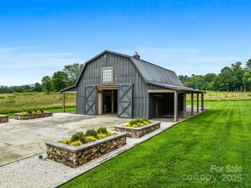 26 Cook Lane, Mills River, NC 28759.  MLS# CAR4301878, YatesRealty ID 4292. 