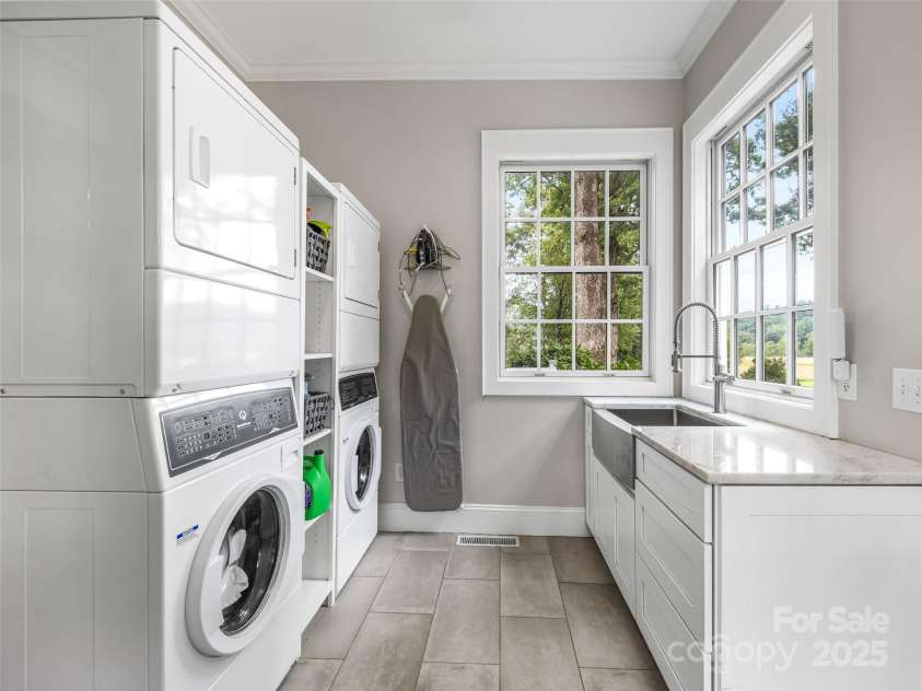 26 Cook Lane, Mills River, NC 28759.  MLS# CAR4301878, YatesRealty ID 4292. 