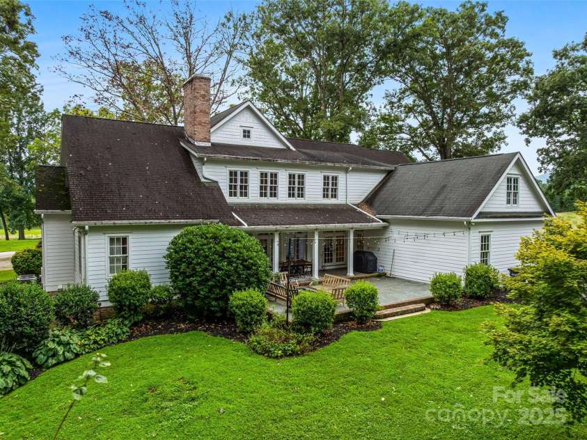 26 Cook Lane, Mills River, NC 28759.  MLS# CAR4301878, YatesRealty ID 4292. 