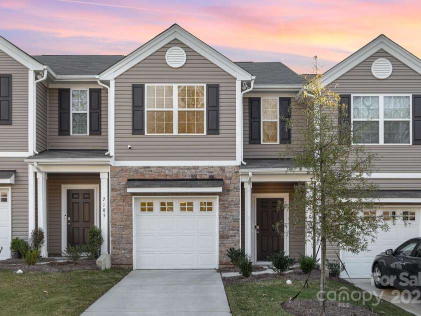 7109 Mills Road, Charlotte, NC 28216.  MLS# CAR4270548, YatesRealty ID 4292. 