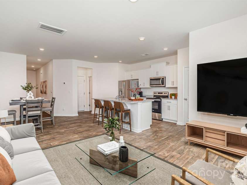 7109 Mills Road, Charlotte, NC 28216.  MLS# CAR4270548, YatesRealty ID 4292. Digital Rep