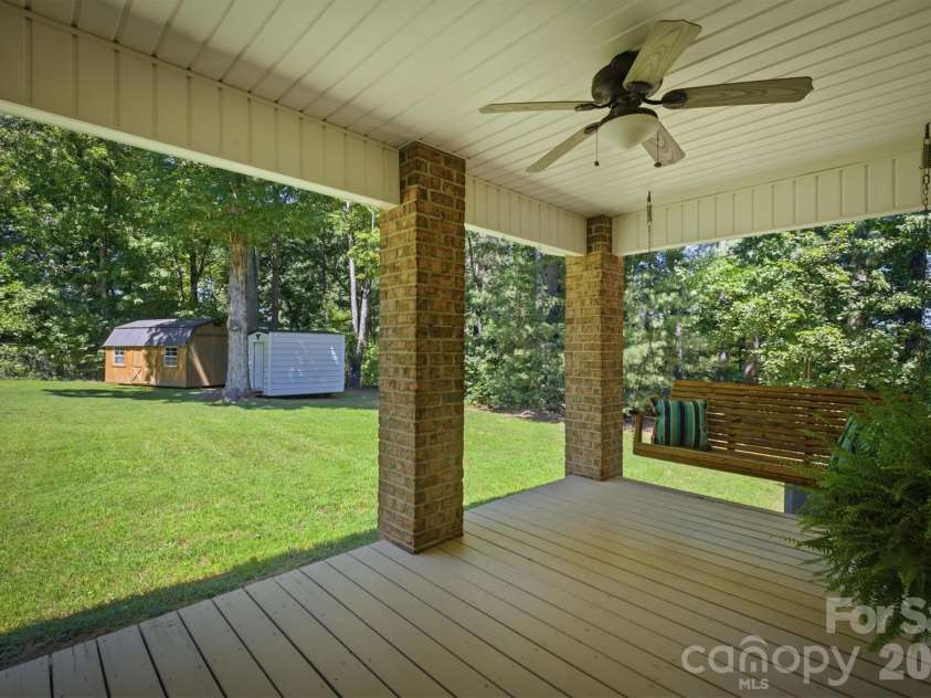 5572 Hayes Waters Road, Morganton, NC 28655.  MLS# CAR4409367, YatesRealty ID 42921. 