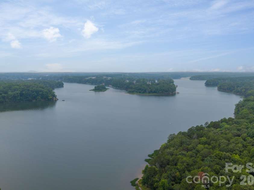 7400 Sample Road, Huntersville, NC 28078.  MLS# CAR4399650, YatesRealty ID 42923. 