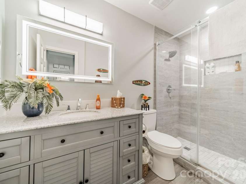 7400 Sample Road, Huntersville, NC 28078.  MLS# CAR4399650, YatesRealty ID 42923. 