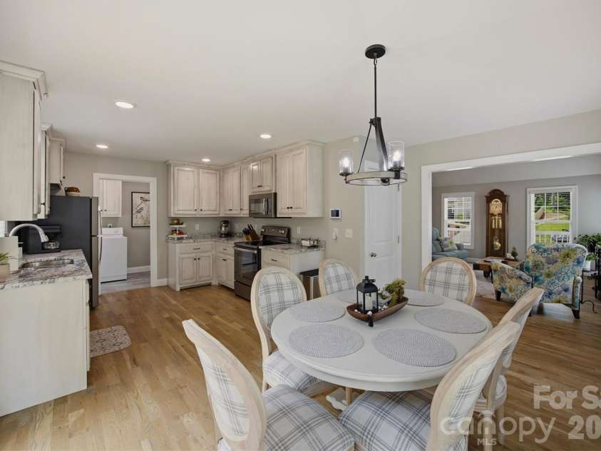 136 Maplewood Court, Hudson, NC 28638.  MLS# CAR4406755, YatesRealty ID 42924. 