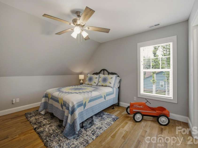 136 Maplewood Court, Hudson, NC 28638.  MLS# CAR4406755, YatesRealty ID 42924. 