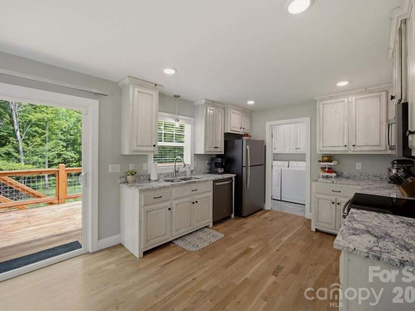 136 Maplewood Court, Hudson, NC 28638.  MLS# CAR4406755, YatesRealty ID 42924. 