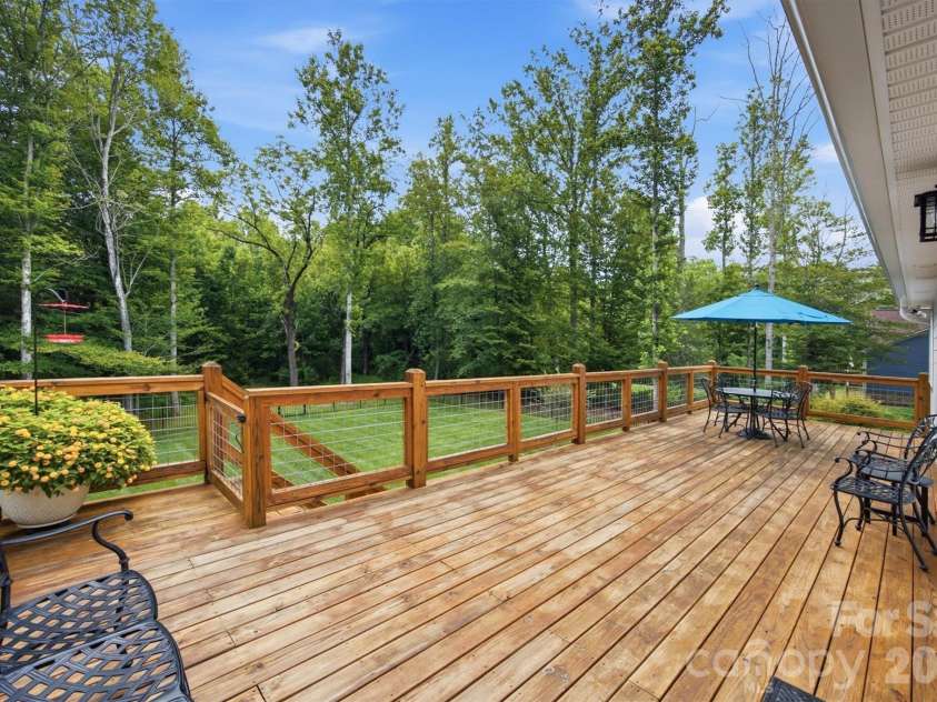 136 Maplewood Court, Hudson, NC 28638.  MLS# CAR4406755, YatesRealty ID 42924. 