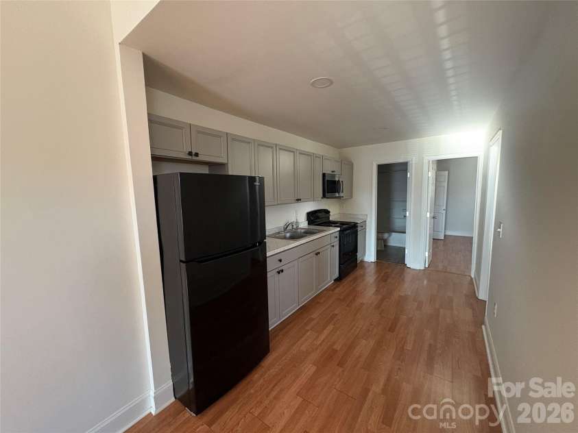 218 Odell Drive, Concord, NC 28025.  MLS# CAR4413079, YatesRealty ID 42925. Kitchen