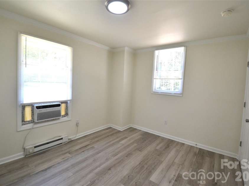 218 Odell Drive, Concord, NC 28025.  MLS# CAR4413079, YatesRealty ID 42925. Primary Bedroom