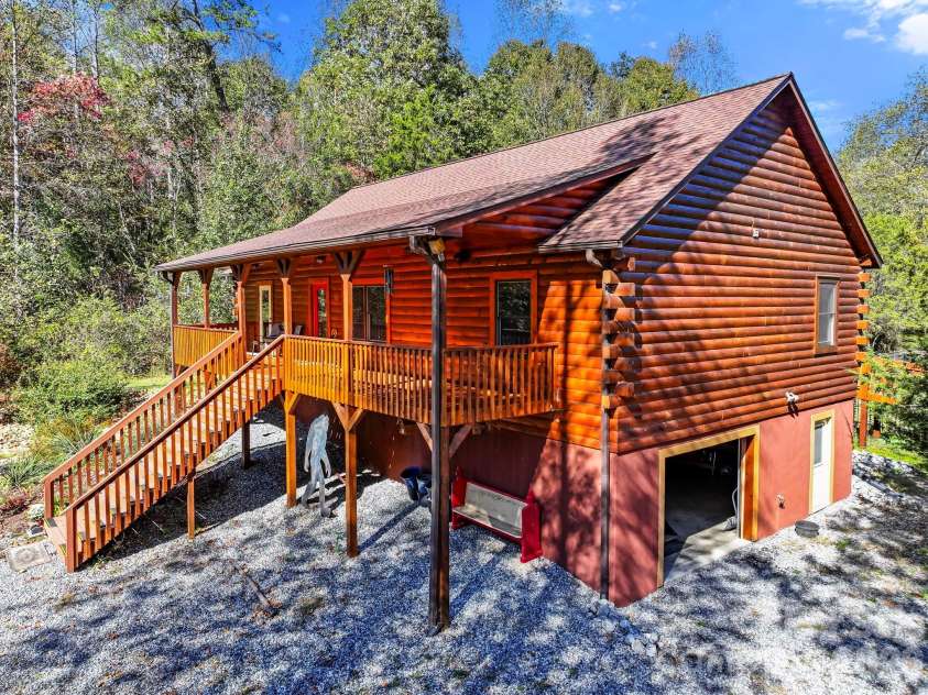 225 Burnt Meadow Lane, Union Mills, NC 28167.  MLS# CAR4409558, YatesRealty ID 42926. 