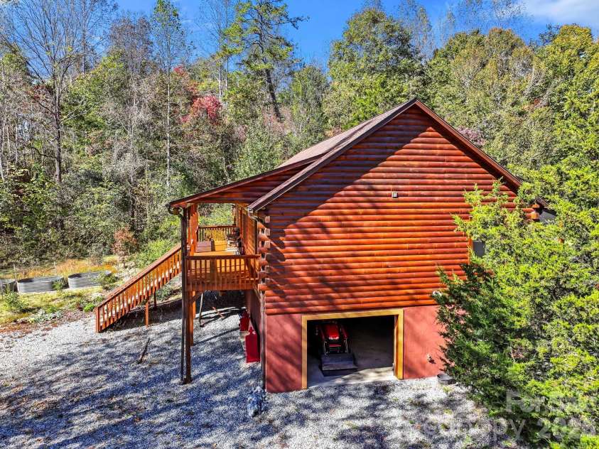 225 Burnt Meadow Lane, Union Mills, NC 28167.  MLS# CAR4409558, YatesRealty ID 42926. 
