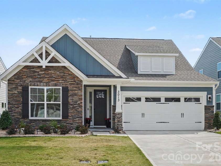 3013 Bent Willow Drive, Indian Trail, NC 28079.  MLS# CAR4410197, YatesRealty ID 42928. 