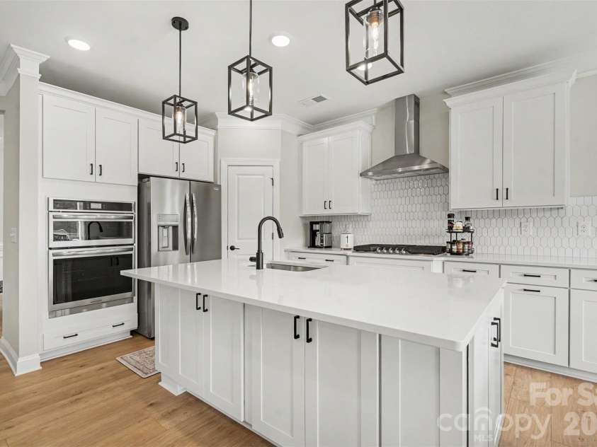 3013 Bent Willow Drive, Indian Trail, NC 28079.  MLS# CAR4410197, YatesRealty ID 42928. 