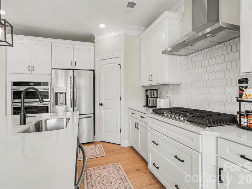 3013 Bent Willow Drive, Indian Trail, NC 28079.  MLS# CAR4410197, YatesRealty ID 42928. 