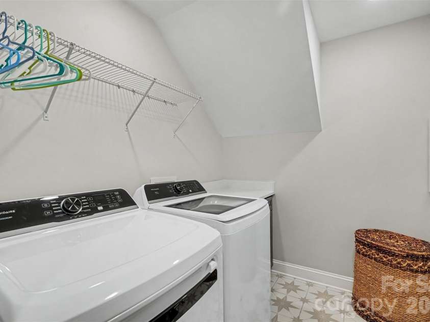 3013 Bent Willow Drive, Indian Trail, NC 28079.  MLS# CAR4410197, YatesRealty ID 42928. 
