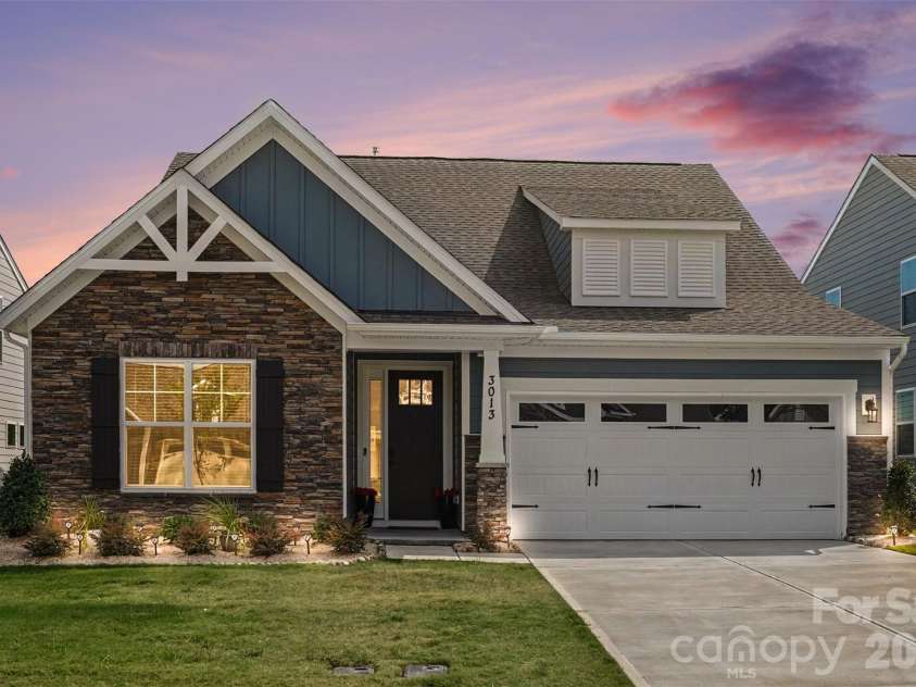 3013 Bent Willow Drive, Indian Trail, NC 28079.  MLS# CAR4410197, YatesRealty ID 42928. 