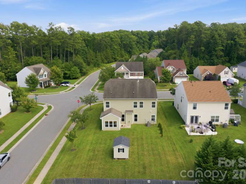 2233 Verde Creek Road, Charlotte, NC 28214.  MLS# CAR4396797, YatesRealty ID 42929. 