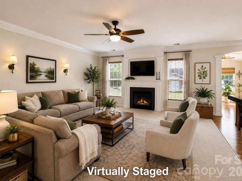 2233 Verde Creek Road, Charlotte, NC 28214.  MLS# CAR4396797, YatesRealty ID 42929. 