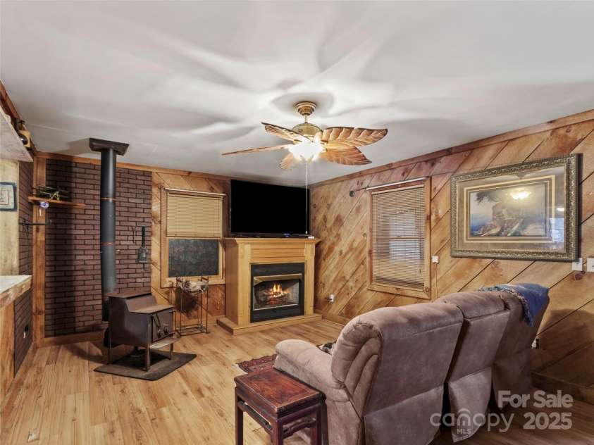1571 Roaring Fork Road, Burnsville, NC 28714.  MLS# CAR4309867, YatesRealty ID 4293. 