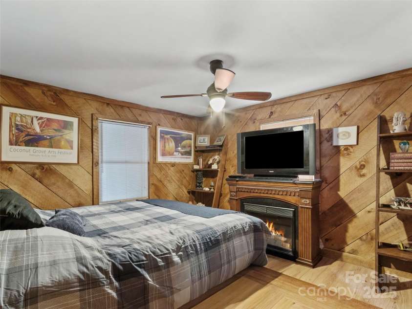 1571 Roaring Fork Road, Burnsville, NC 28714.  MLS# CAR4309867, YatesRealty ID 4293. 