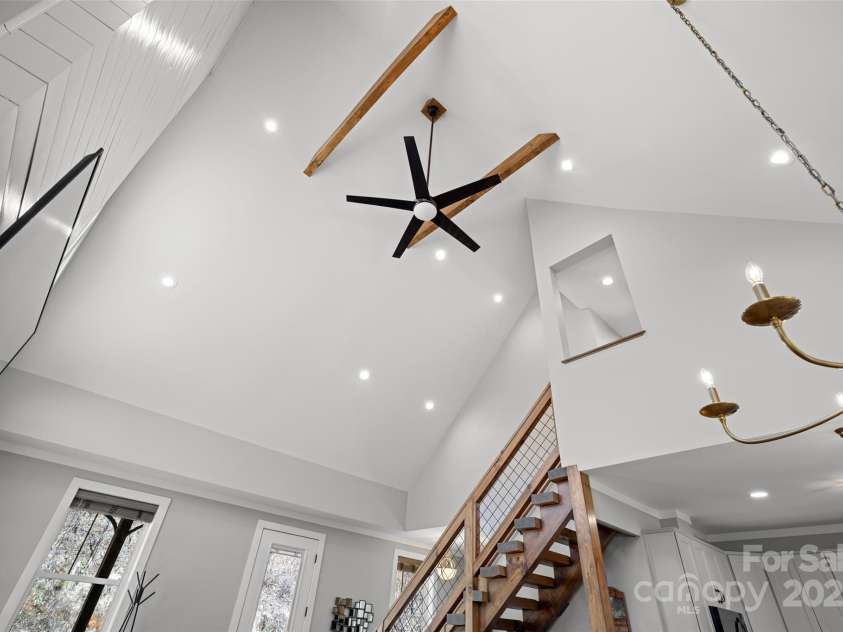 186 Grayling Drive, Cullowhee, NC 28723.  MLS# CAR4238949, YatesRealty ID 4293. 