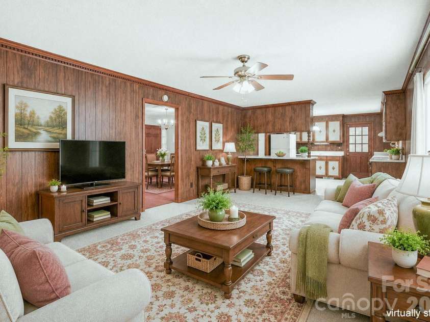 1602 Arden Drive, Lincolnton, NC 28092.  MLS# CAR4402185, YatesRealty ID 42930. 