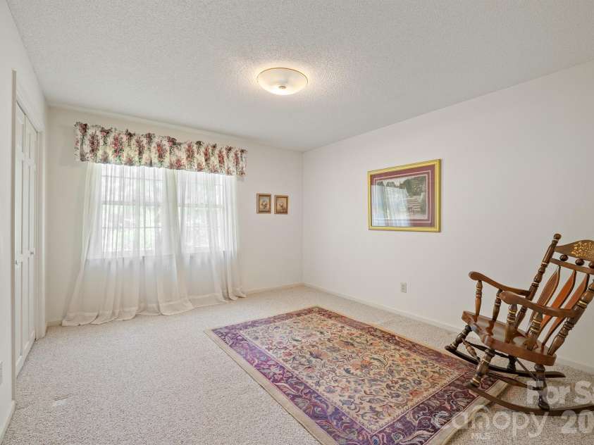 1602 Arden Drive, Lincolnton, NC 28092.  MLS# CAR4402185, YatesRealty ID 42930. 