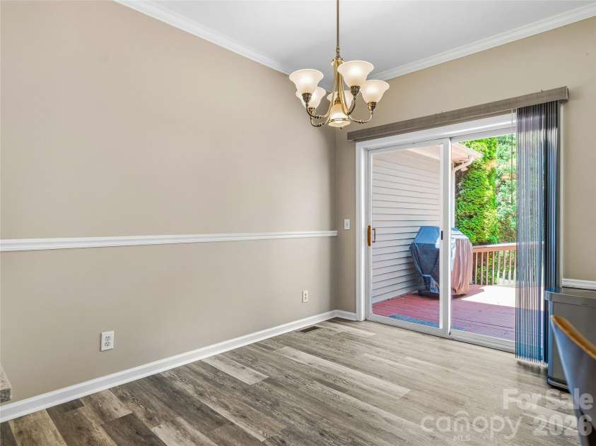 1082 Main Street, Mars Hill, NC 28754.  MLS# CAR4406636, YatesRealty ID 42931. 