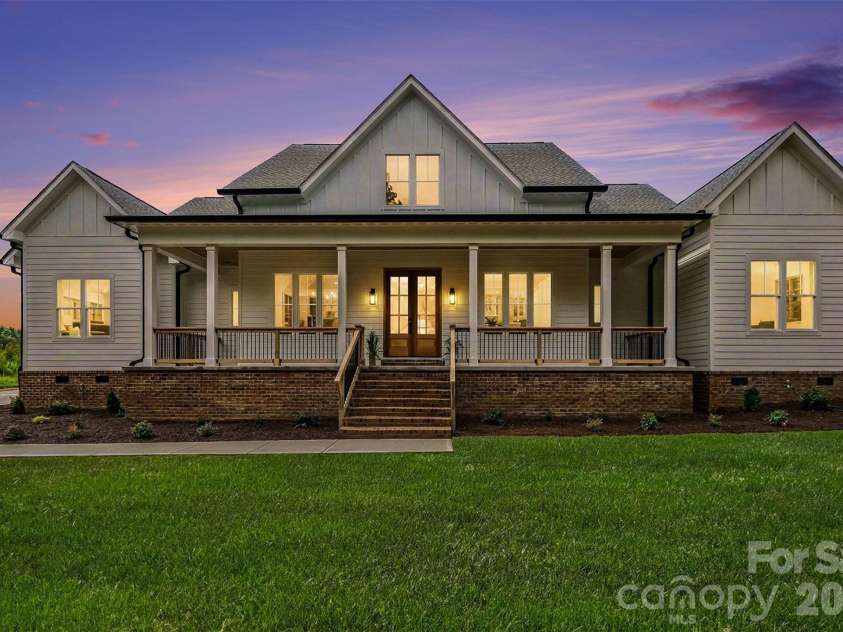 6609 McNeely Road, Waxhaw, NC 28173.  MLS# CAR4366407, YatesRealty ID 42933. Your new modern farmhouse.