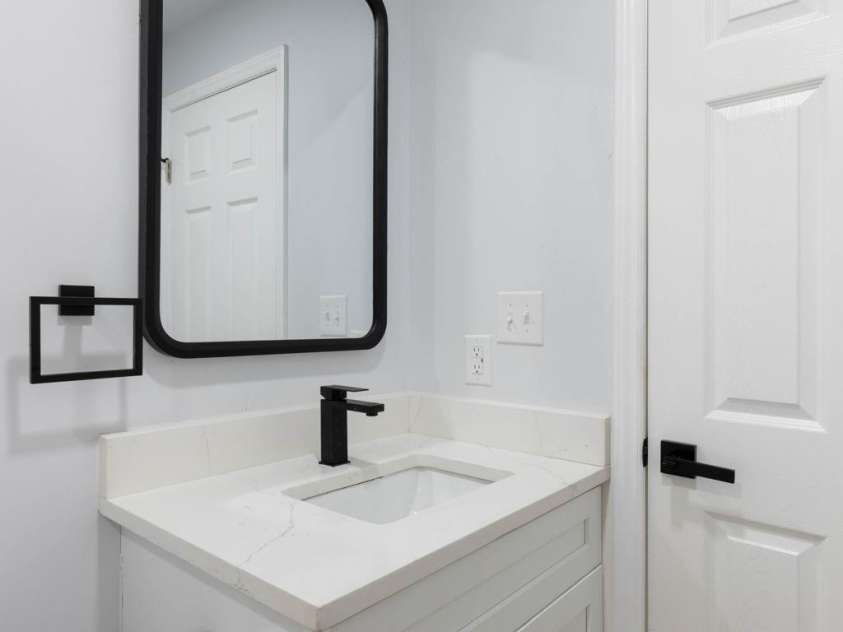 615 Saunders Avenue, Newton, NC 28658.  MLS# CAR4411983, YatesRealty ID 42935. 
