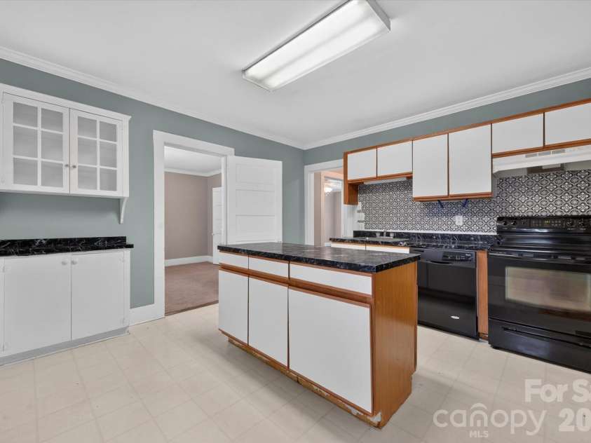103 West Street, Monroe, NC 28112.  MLS# CAR4413048, YatesRealty ID 42938. 