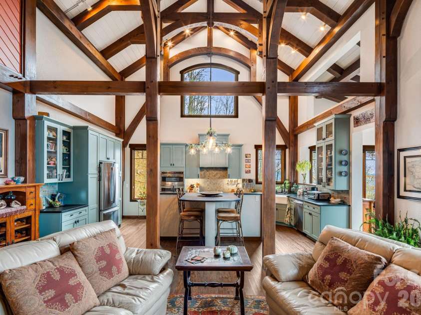2223 Scarlet Ridge, Sylva, NC 28779.  MLS# CAR4336305, YatesRealty ID 4294. 