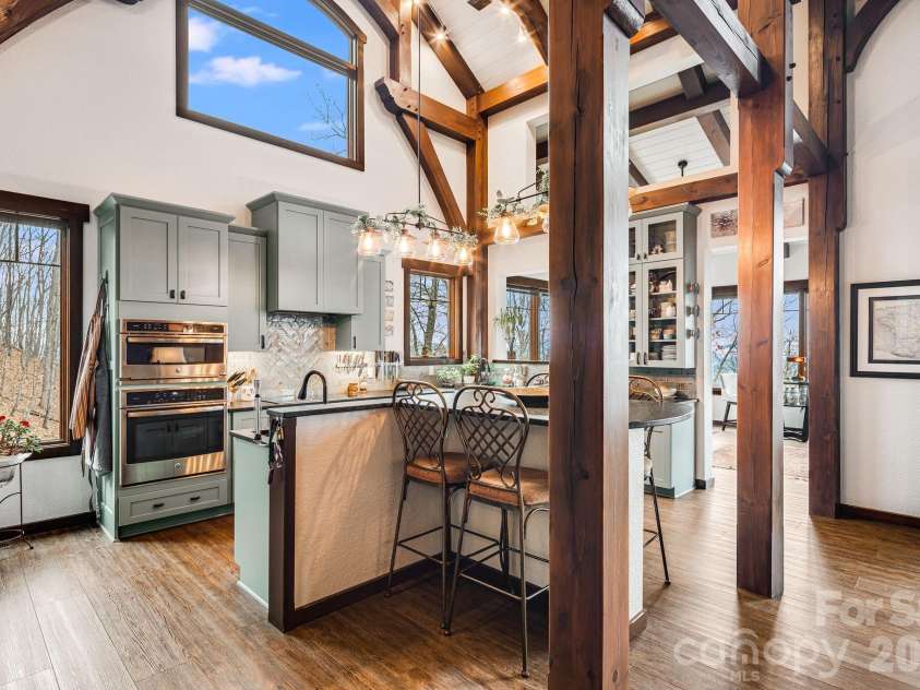2223 Scarlet Ridge, Sylva, NC 28779.  MLS# CAR4336305, YatesRealty ID 4294. 