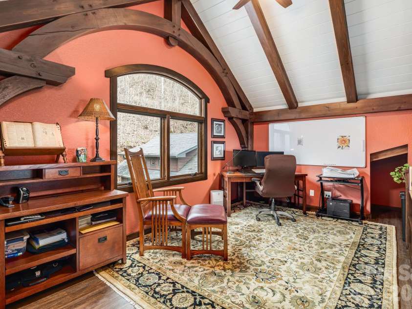 2223 Scarlet Ridge, Sylva, NC 28779.  MLS# CAR4336305, YatesRealty ID 4294. 