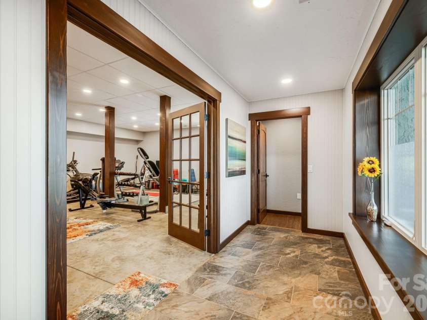 2223 Scarlet Ridge, Sylva, NC 28779.  MLS# CAR4336305, YatesRealty ID 4294. 