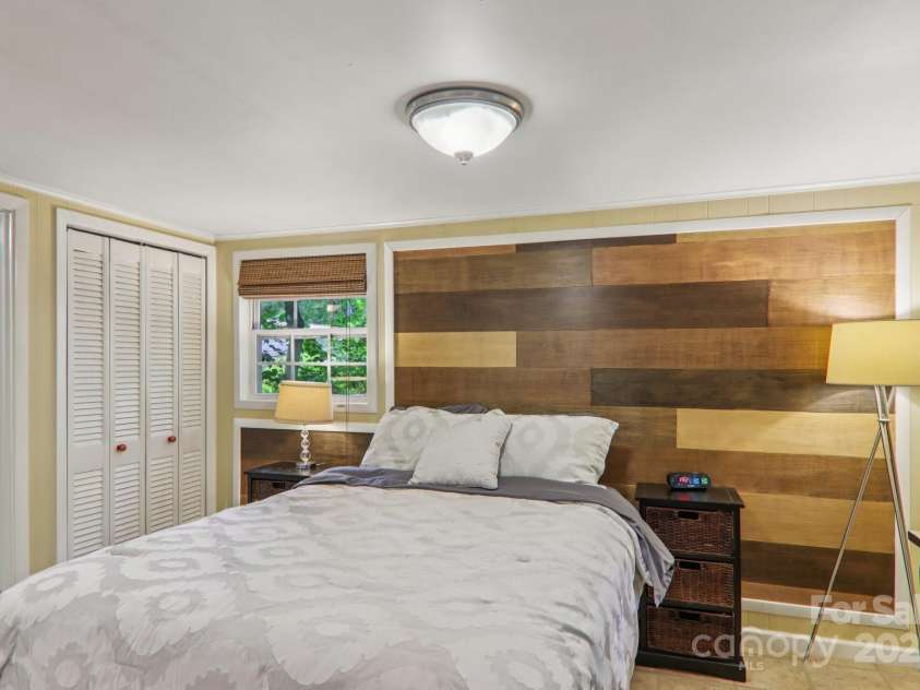 416 Cherokee Avenue, Black Mountain, NC 28711.  MLS# CAR4330813, YatesRealty ID 4294. 2 LQ Bedroom