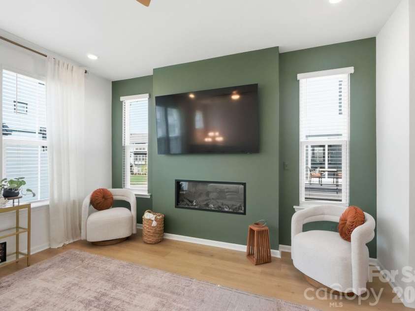 215 Tamala Street, Davidson, NC 28036.  MLS# CAR4409958, YatesRealty ID 42941. 