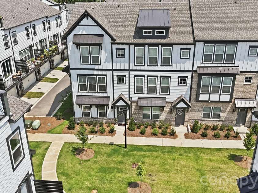 215 Tamala Street, Davidson, NC 28036.  MLS# CAR4409958, YatesRealty ID 42941. 