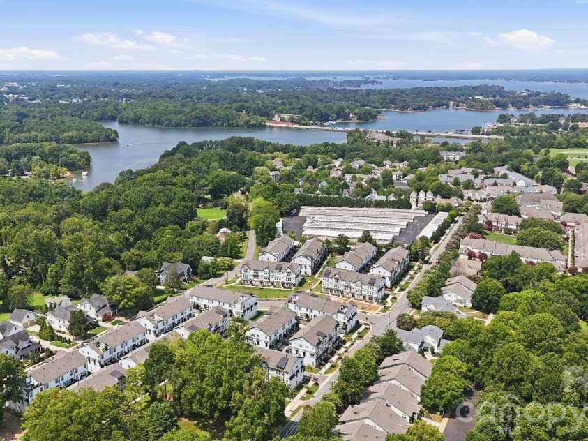 215 Tamala Street, Davidson, NC 28036.  MLS# CAR4409958, YatesRealty ID 42941. 